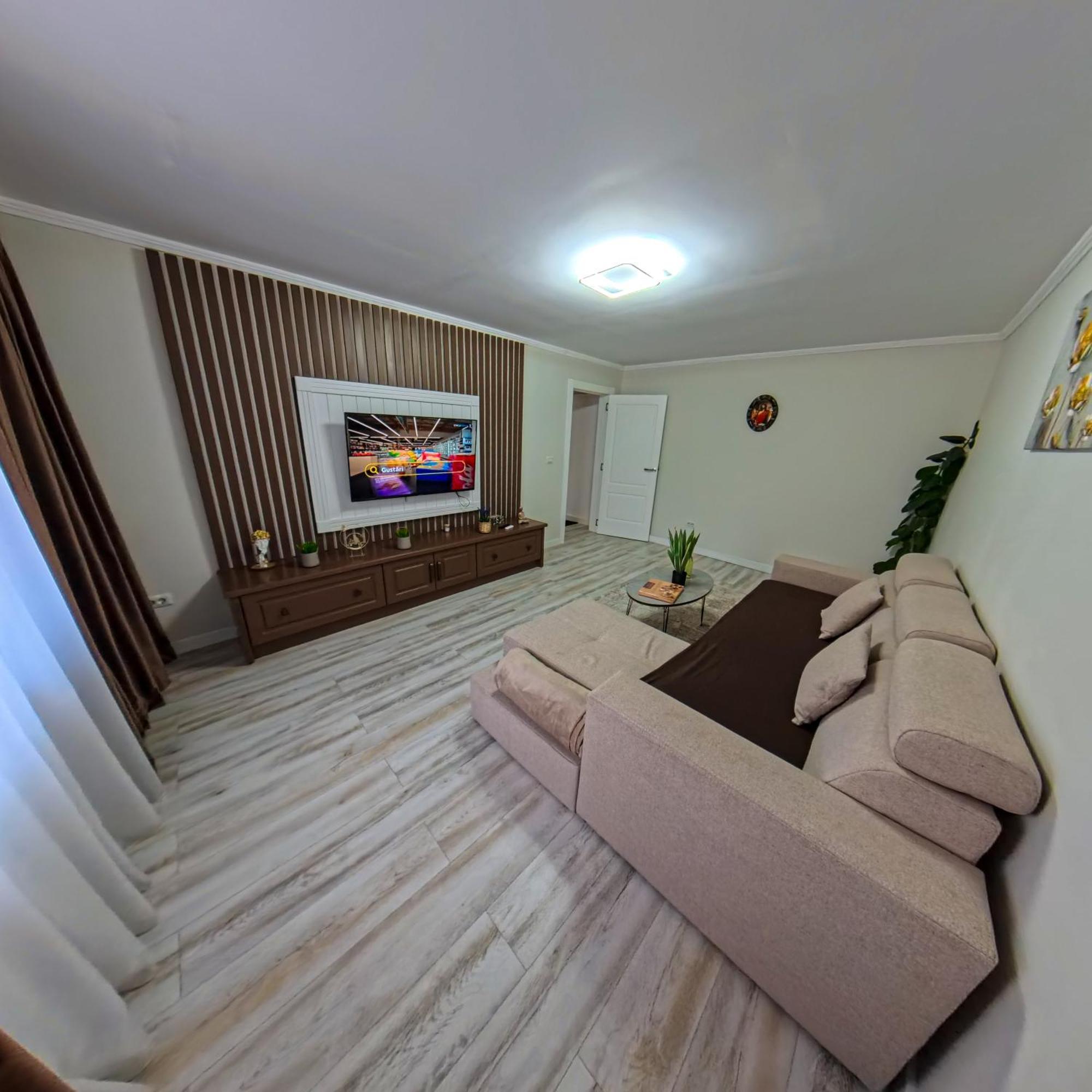 Apartament In 古拉哈莫卢洛伊 外观 照片